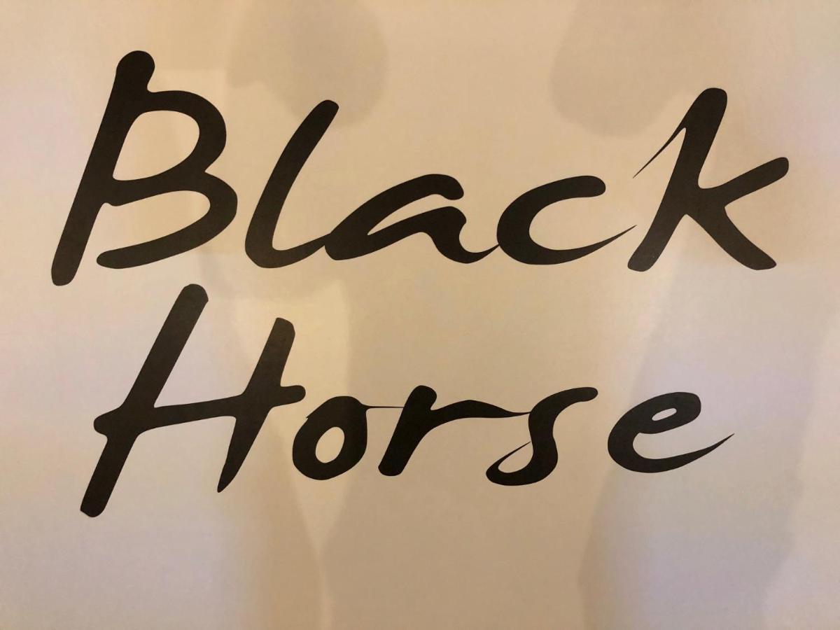 Hotel Black Horse Peterborough Esterno foto